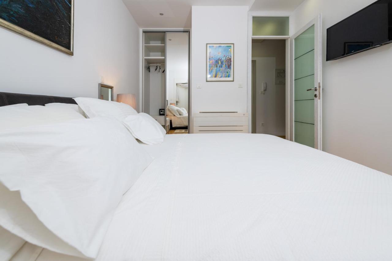 Luxury Apartment Set Split Exterior photo